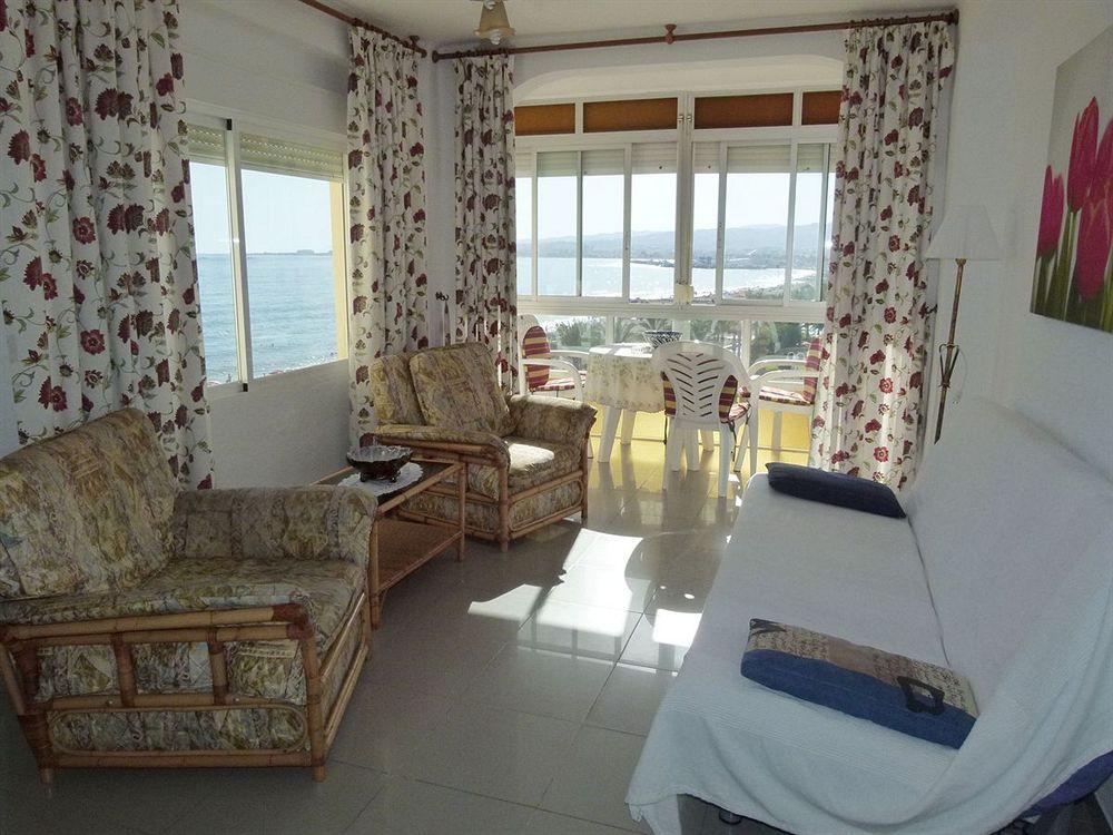 Apartamentos Intercentro Torrox-Costa Zewnętrze zdjęcie