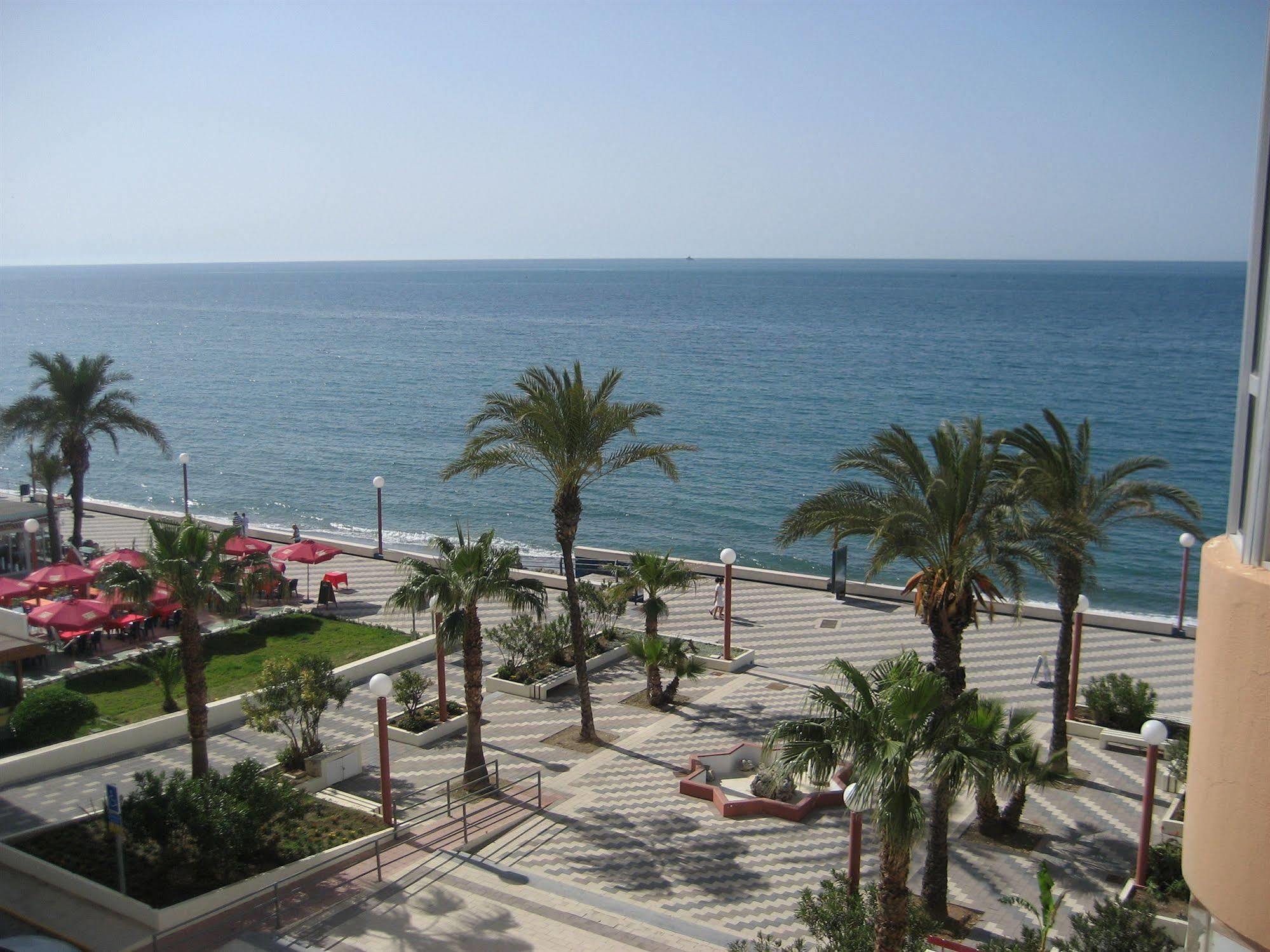 Apartamentos Intercentro Torrox-Costa Zewnętrze zdjęcie